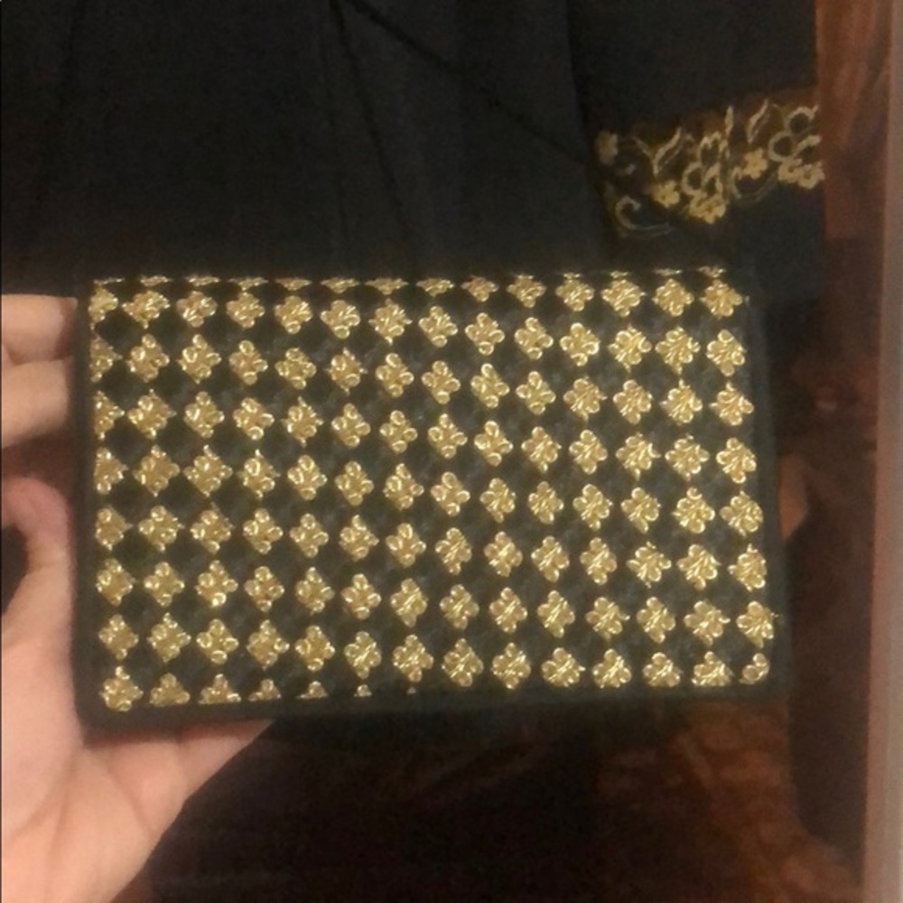Jacket and matching purse , like new condition - Picture 5 of 9